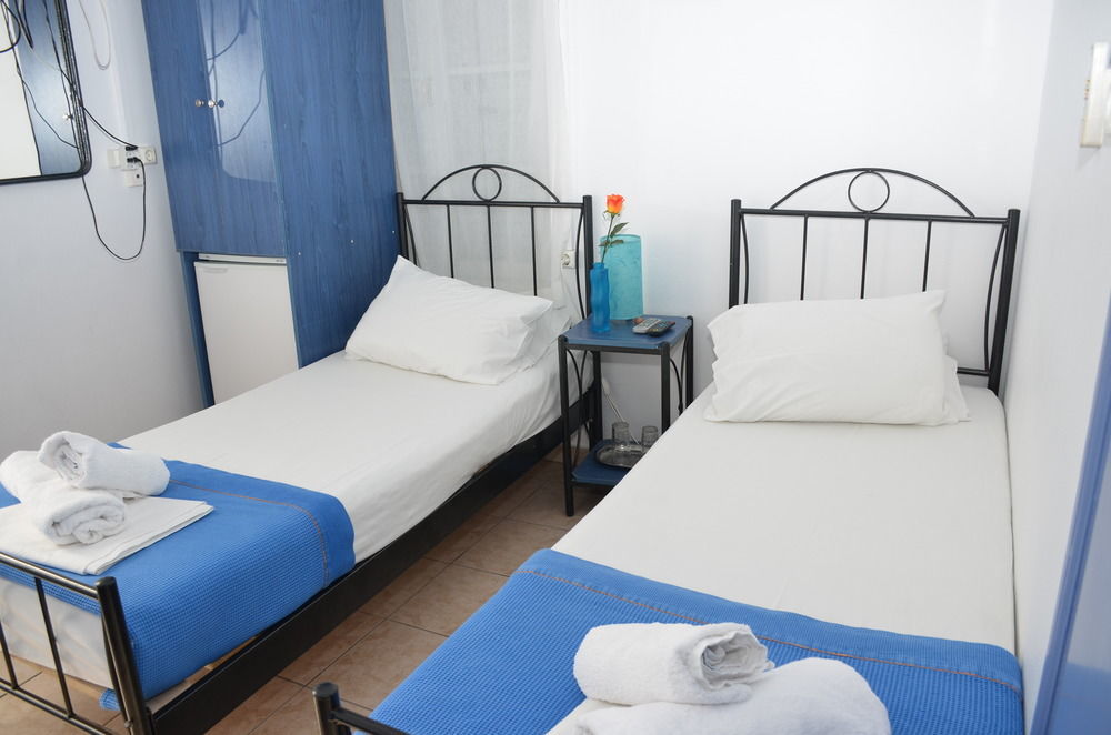 Hermes Rooms Tinos ภายนอก รูปภาพ